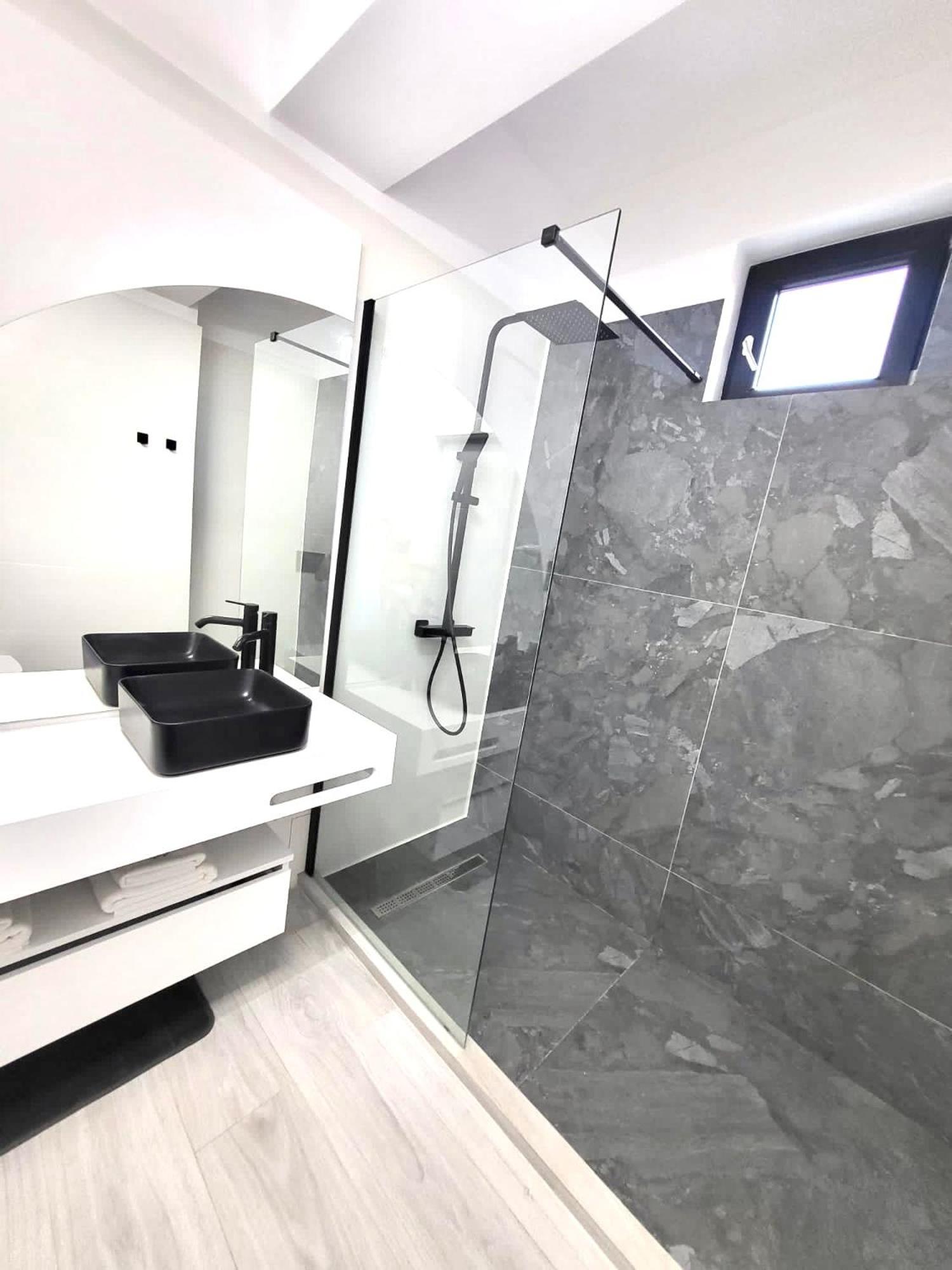 Mamaia Nord Vip Aparthotel Navodari Exterior photo